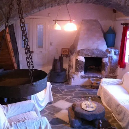 1911 Poros Country Retreat Galatás