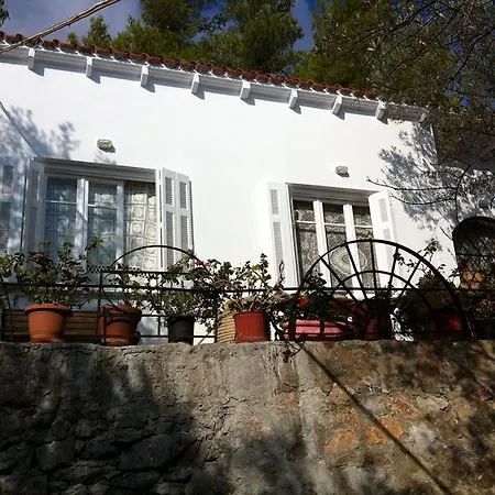 1911 Poros Country Retreat Villa